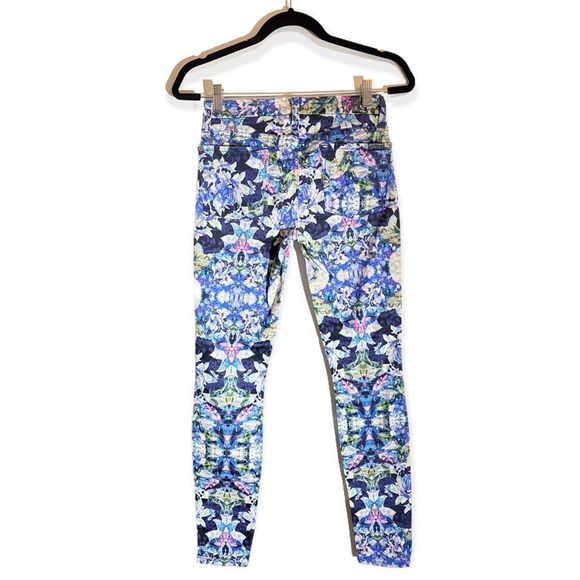 7 For All Mankind Floral Kaleidoscope Skinny Jeans, Size 25 - Picture 6 of 8
